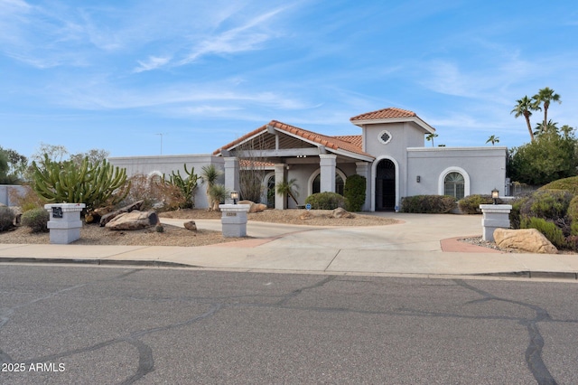 view of front of house