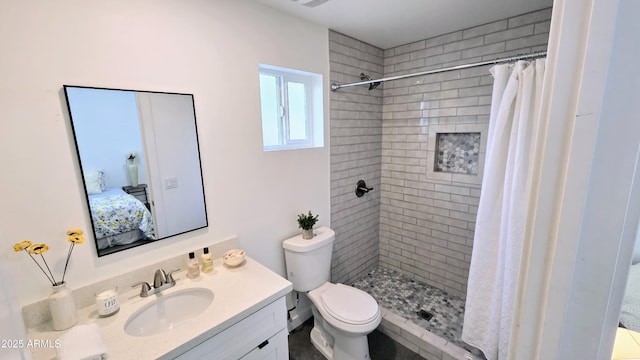 3128 E Desert Cove Ave, Phoenix, AZ 85028 - bathroom with a tile shower, vanity, and connected bathroom