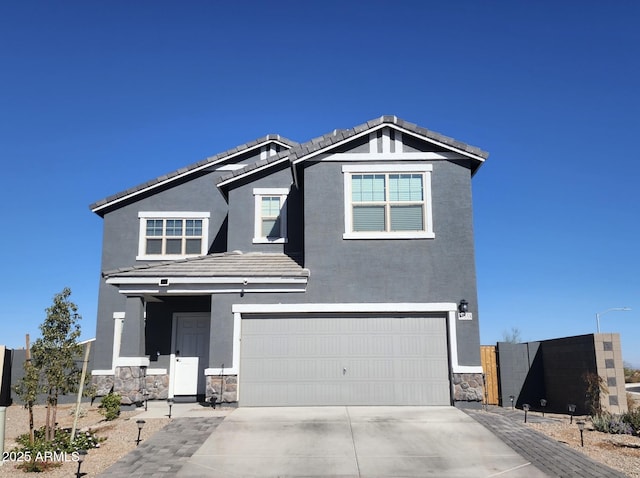 view of front facade featuring a garage