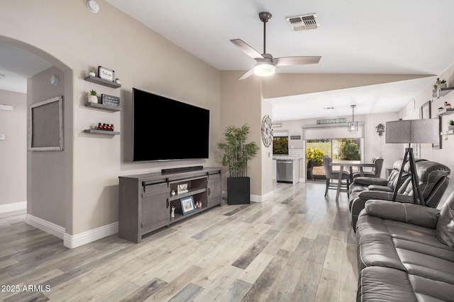 4262 E Sundance Ave, Gilbert, AZ 85297 - living area featuring baseboards, a ceiling fan, light wood-type flooring, and visible vents