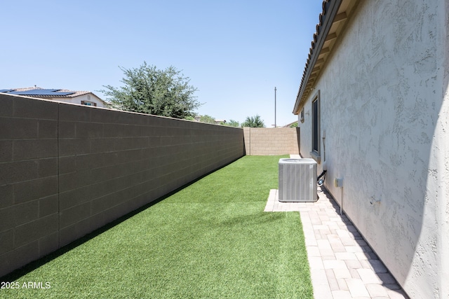 17547 W Gambit Trl, Surprise, AZ 85387 - view of yard with central air condition unit