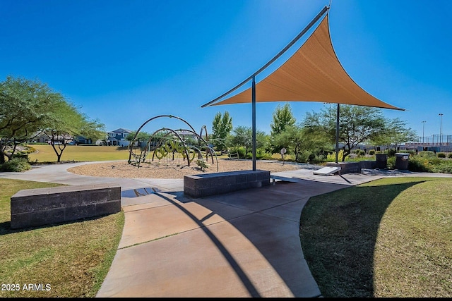 4927 S Tune, Mesa, AZ 85212 - surrounding community with a yard