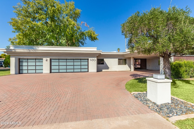 view of front of house with a garage