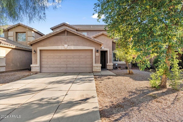 view of front of house featuring a garage