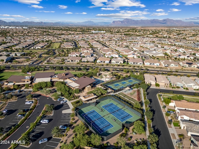 birds eye view of property featuring a mountain view