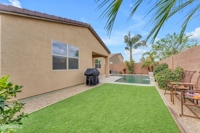 696 W Glen Canyon Dr, San Tan Valley, AZ 85140 - view of yard with a fenced in pool, a patio, and a fenced backyard