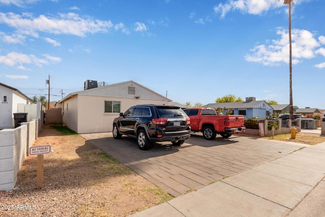 2747 E Wier Ave, Phoenix, AZ 85040 - view of front of home with fence