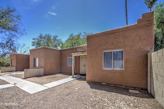 2846 N 46th Ave Unit 7, Phoenix, AZ 85035 - view of front of property with stucco siding