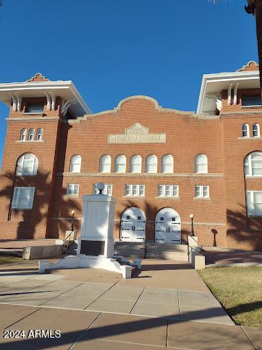 view of building exterior