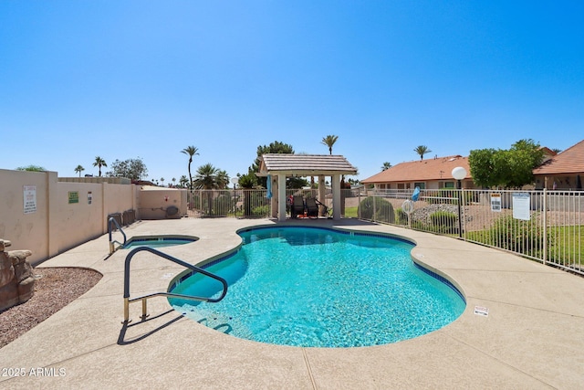 2055 N 56th St Unit 15, Mesa, AZ 85215 - community pool with a patio area and a community hot tub