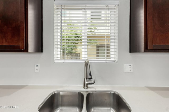 2000 N 36th St Unit 29, Phoenix, AZ 85008 - kitchen view of a sink and light countertops
