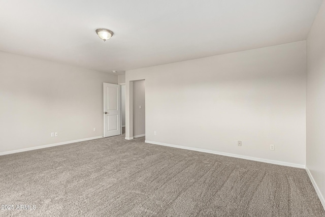 2000 N 36th St Unit 29, Phoenix, AZ 85008 - unfurnished room with carpet floors and baseboards