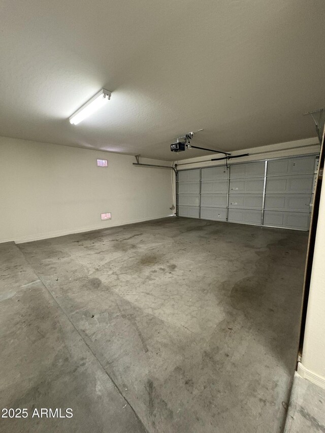 33512 N 24th Ln, Phoenix, AZ 85085 - garage featuring a garage door opener