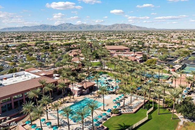 birds eye view of property featuring a mountain view