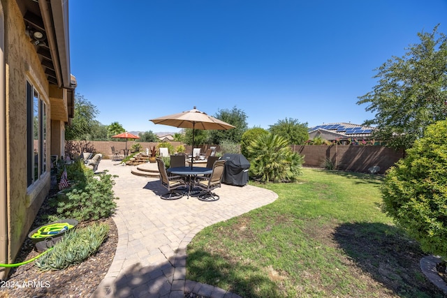 view of yard with a patio