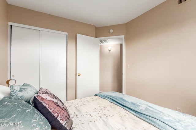 2941 N Oregon St Unit 12, Chandler, AZ 85225 - bedroom featuring a closet