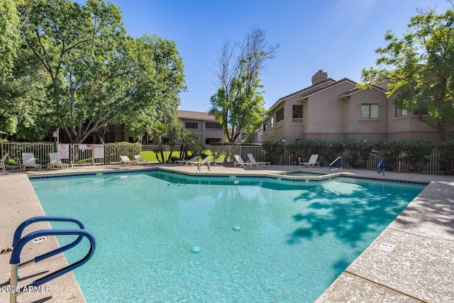 15252 N 100th St Unit 1164, Scottsdale, AZ 85260 - community pool with a hot tub and a patio