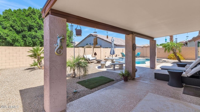 15740 N 91st Dr, Peoria, AZ 85382 - fenced backyard with a patio area