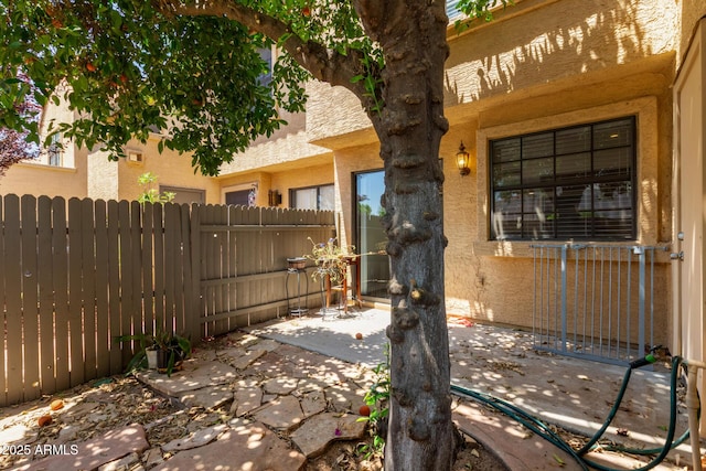 5704 E Aire Libre Ave Unit 1093, Scottsdale, AZ 85254 - view of patio