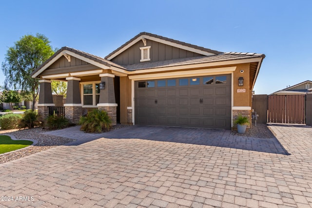 view of front of home featuring a garage