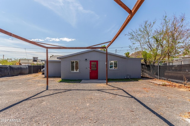 9424 N 2nd Pl, Phoenix, AZ 85020 - exterior space with fence