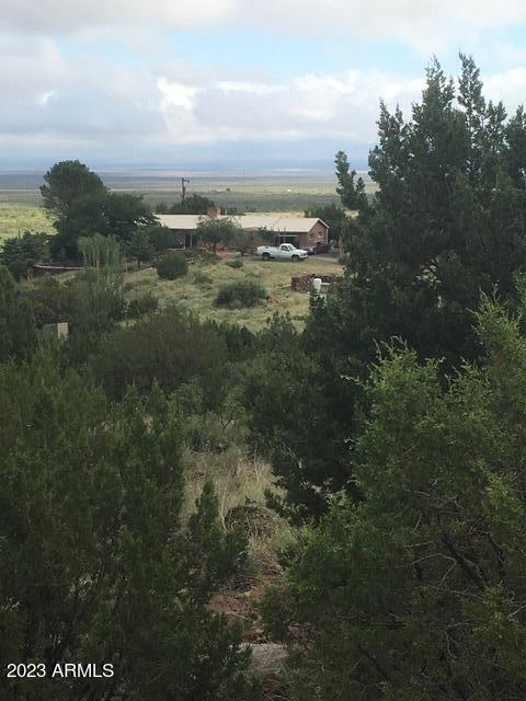exterior space featuring a rural view