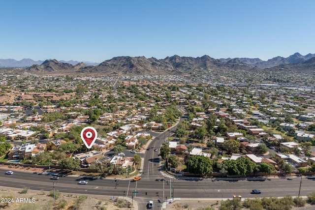 bird's eye view featuring a mountain view