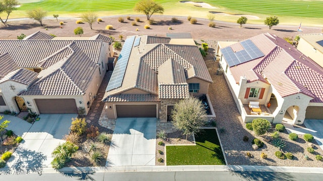 drone / aerial view featuring golf course view