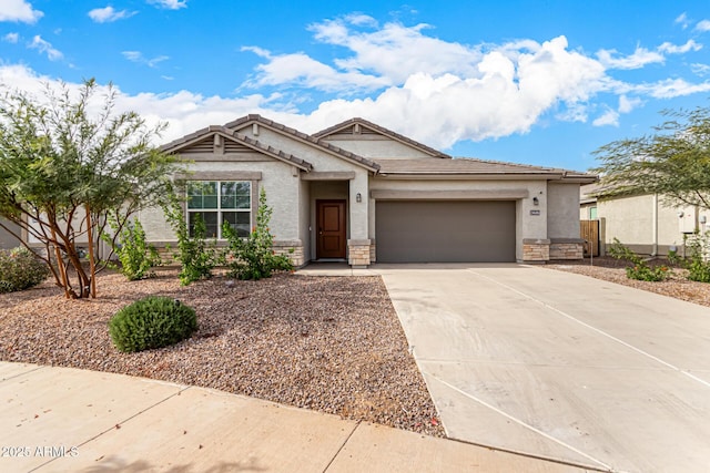 craftsman house with a garage