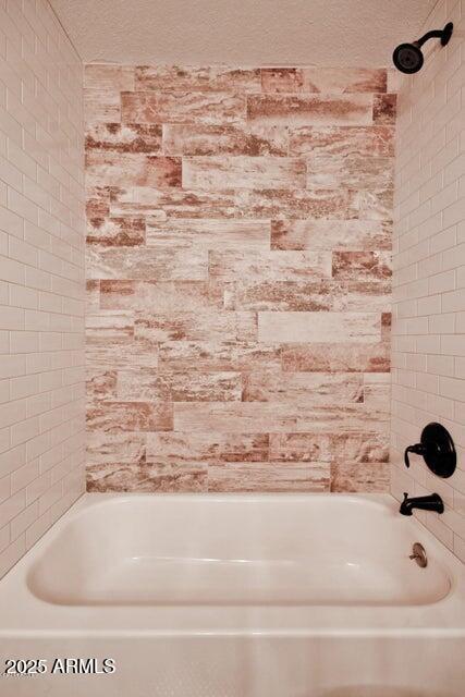 1045 S Solomon St, Mesa, AZ 85204 - full bathroom featuring shower / bath combination