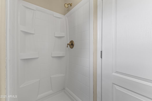 bathroom featuring a shower