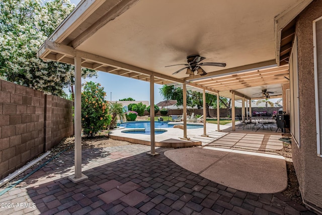 3059 E Tyson Ct, Gilbert, AZ 85295 - view of patio / terrace featuring a ceiling fan and a fenced backyard