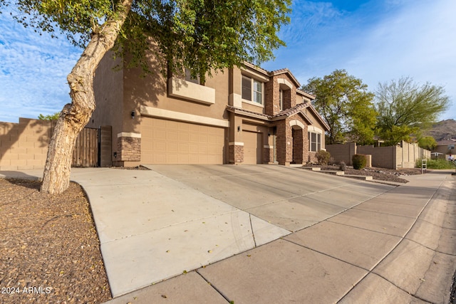 view of front facade with a garage