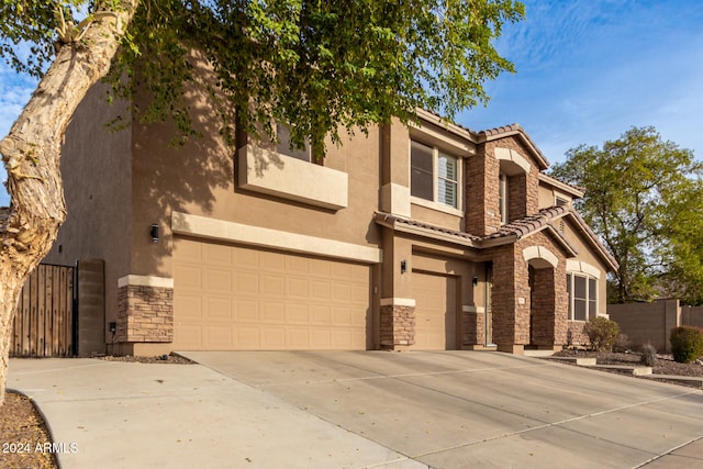 view of front of house featuring a garage