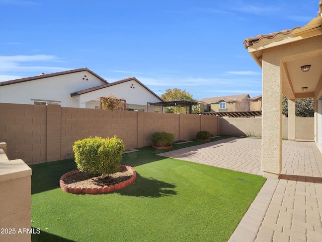 view of yard with a patio