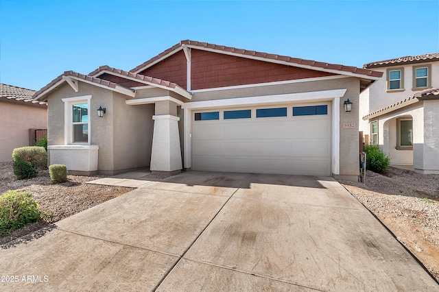 view of front facade featuring a garage