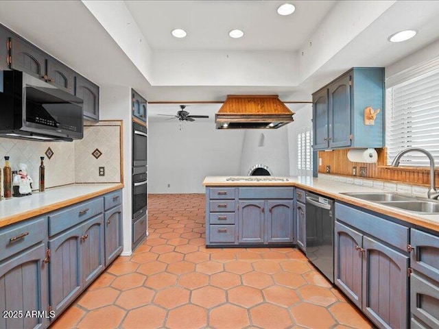 7232 N 22 Nd St, Phoenix, AZ 85020 - kitchen featuring dishwasher, a sink, a peninsula, ceiling fan, and premium range hood