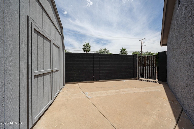 7201 N 16th Dr, Phoenix, AZ 85021 - view of patio / terrace
