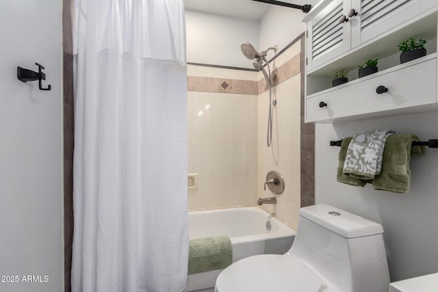 510 S Saddle St, Gilbert, AZ 85233 - bathroom featuring toilet and shower / bath combo