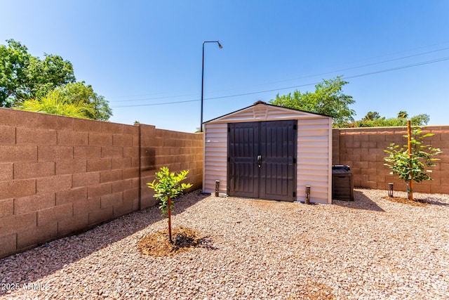 510 S Saddle St, Gilbert, AZ 85233 - view of shed featuring a fenced backyard