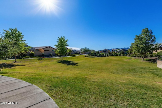 view of yard with a residential view