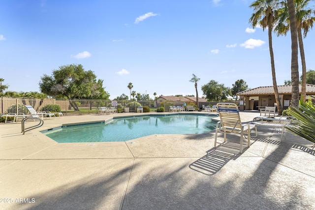 1449 W Sherri Dr, Gilbert, AZ 85233 - community pool with a patio