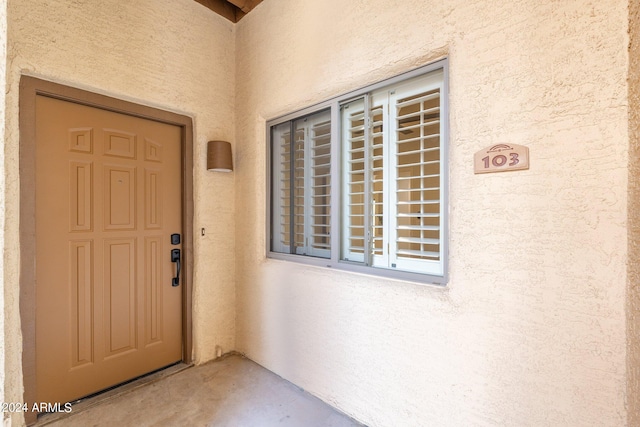 view of entrance to property