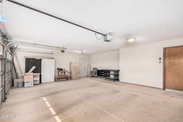 9414 S La Rosa Dr, Tempe, AZ 85284 - garage with a garage door opener
