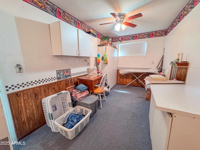 carpeted bedroom featuring a ceiling fan