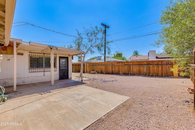 6040 N 31st Dr, Phoenix, AZ 85017 - fenced backyard with a patio area