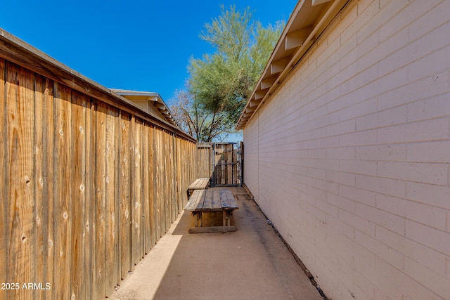 6040 N 31st Dr, Phoenix, AZ 85017 - view of side of property featuring a gate