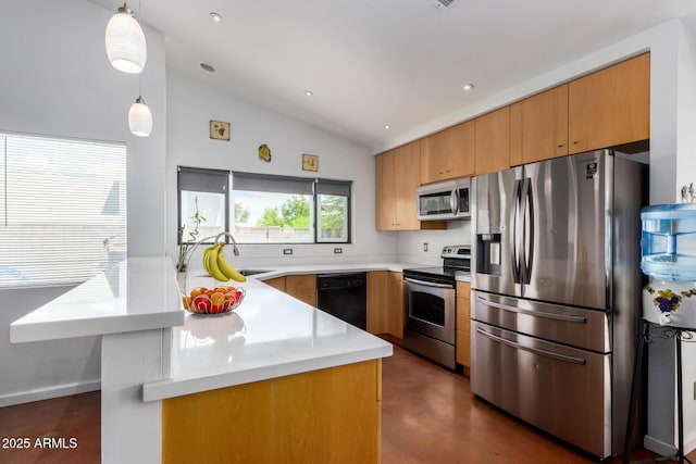 161 S Maple St, Chandler, AZ 85226 - kitchen featuring appliances with stainless steel finishes, a sink, a peninsula, finished concrete flooring, and vaulted ceiling