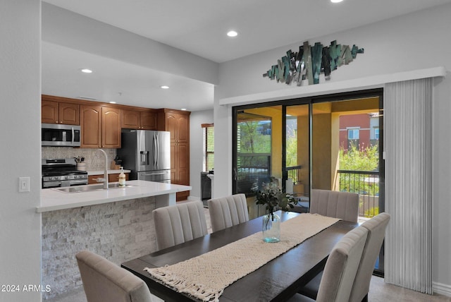 dining area with recessed lighting