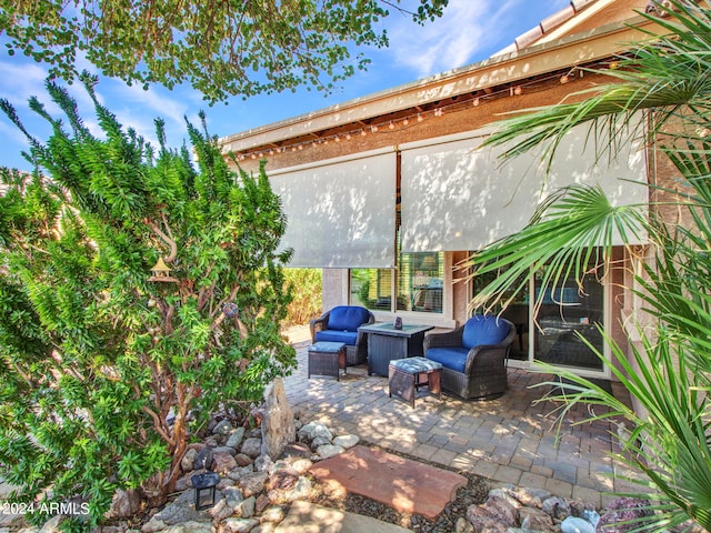 view of patio featuring an outdoor hangout area